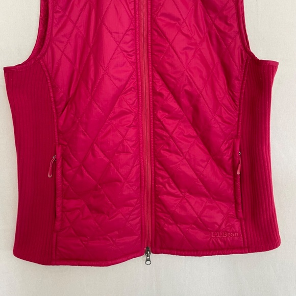 L.L. Bean Quilted Fleece Lined Magenta Pink Vest Size Medium Petite - Picture 3 of 8
